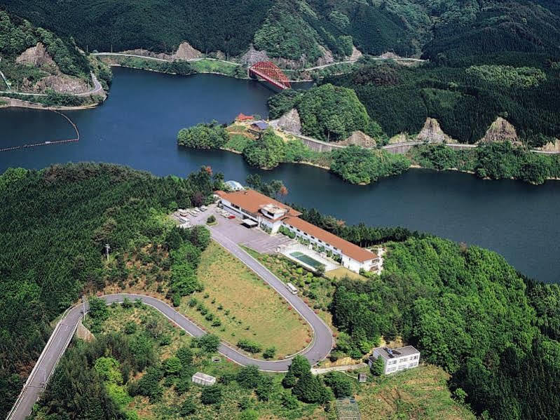Shorenji Lake Hotel Nabari Exterior foto
